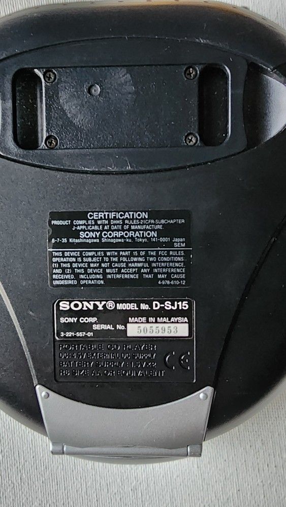 Sony Sports D-SJ15 CD Walkman Portable CD Player - Working