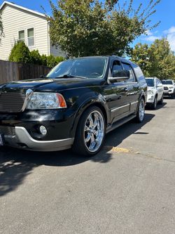 2003 Lincoln Navigator