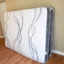 New QUEEN MATTRESS and BOX SPRING 2PC