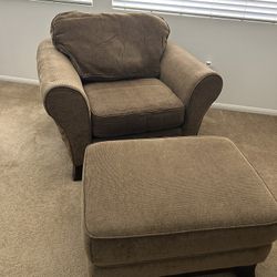 Oversized Chair With ottoman