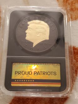 "Proud Patriots" Donald Trump commemorative medallion/coin, not real currency