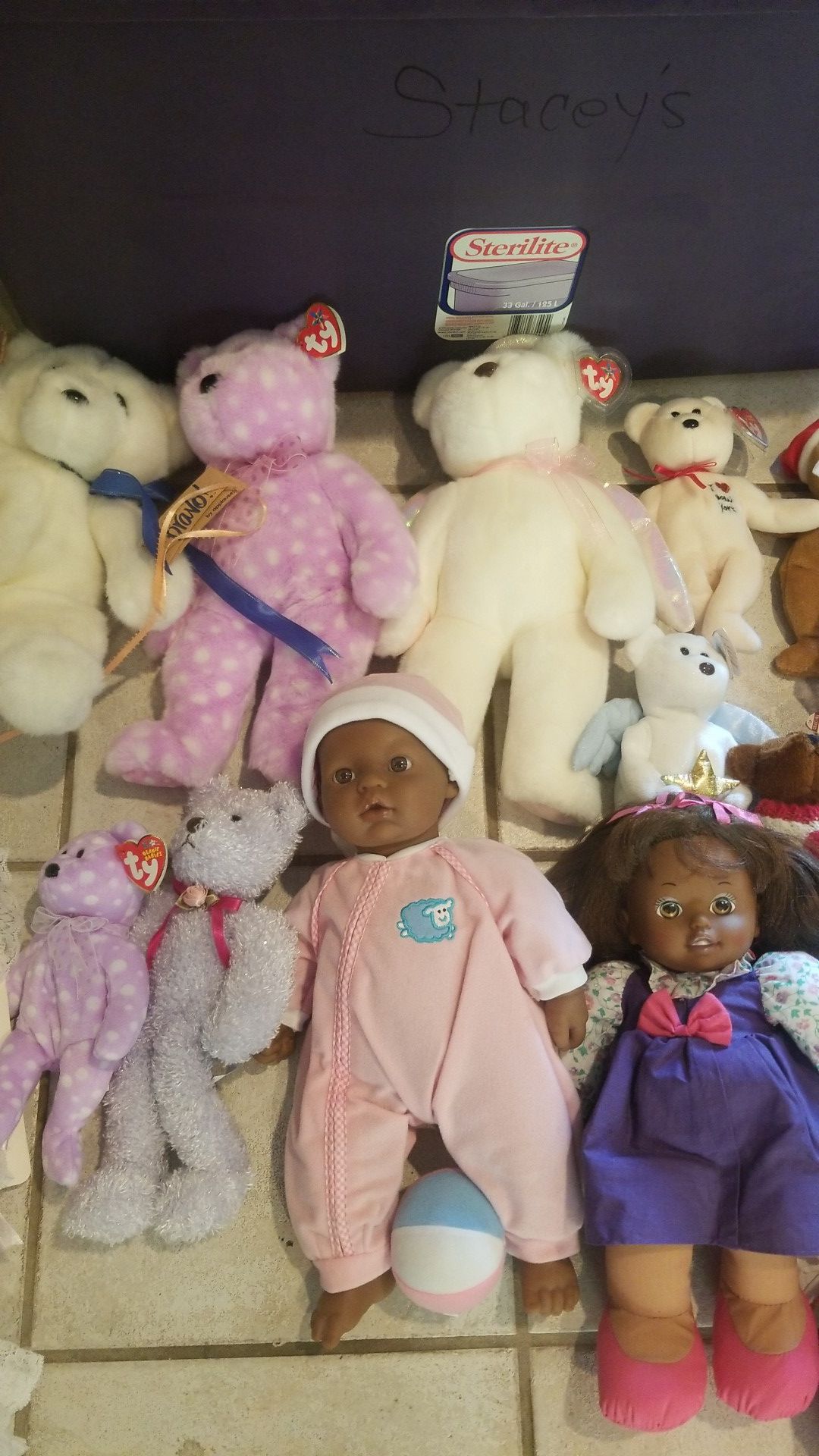 Beanie babies/dolls