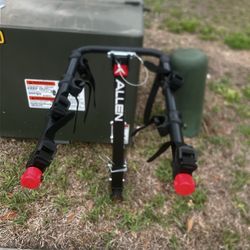 Allen Sports Deluxe Locking Quick Release 4-Bike Carrier For 2 Hitch 542QR No Key. Key can be ordered online Key #D109. Used in good condition with so