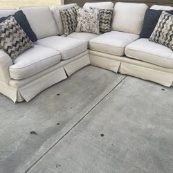 Sectional Couch 