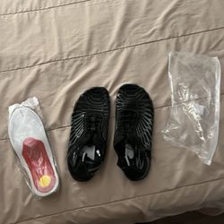 Brand New Barefoot Shoes Black / Women 13 | Men 11.5-12