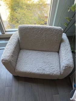 Delta Children’s Couch