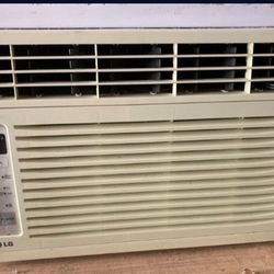 Air Conditioner AC Works Great 