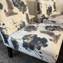 Traditional Fabric Accent Chair, Print, Matte Black, 22.5D × 29.5W × 32H in