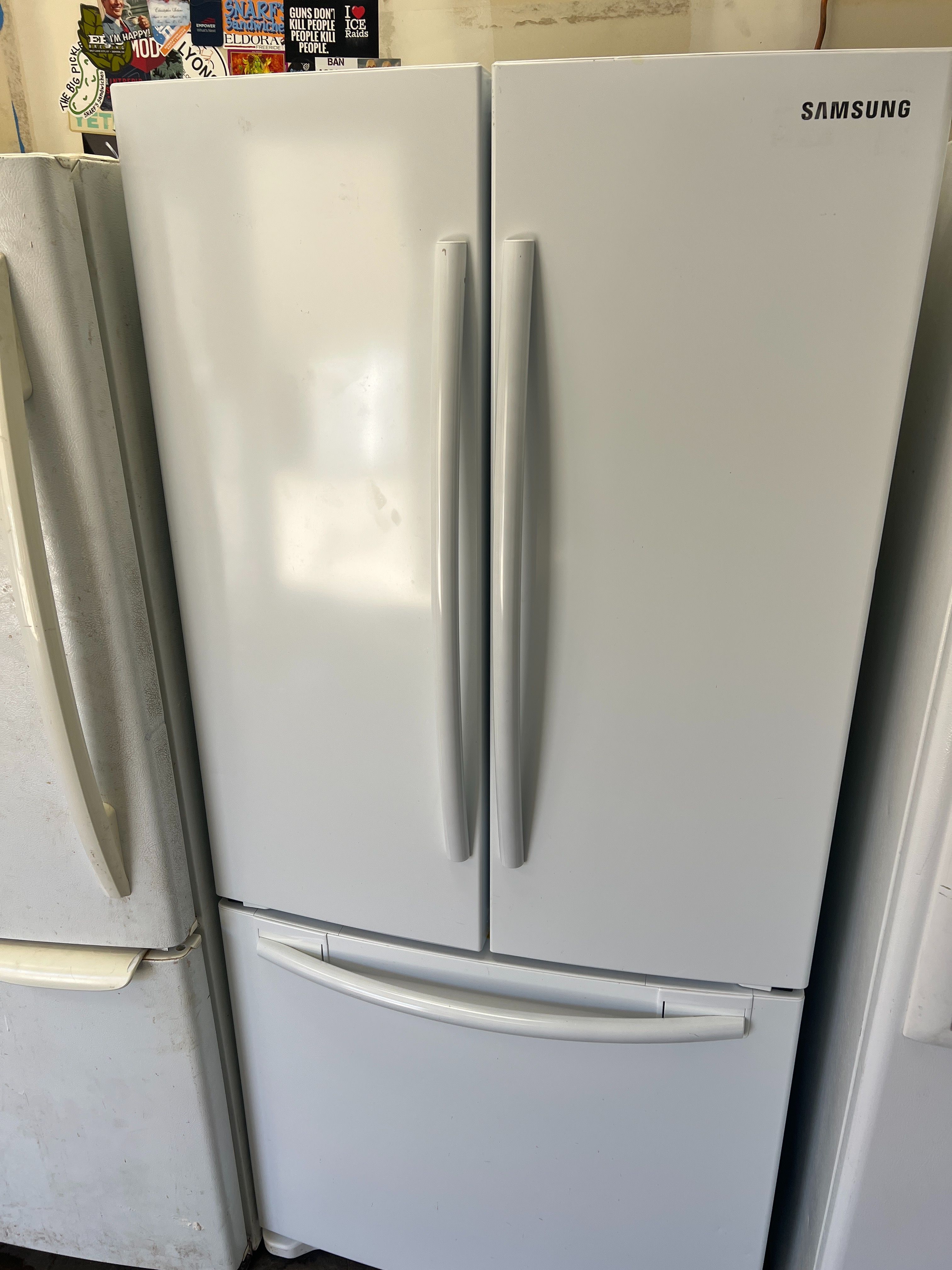 SAMSUNG 33INCH WHITE FRENCH DOOR REFRIGERATOR