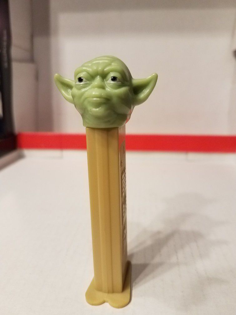 Star Wars Yoda Pez Dispenser