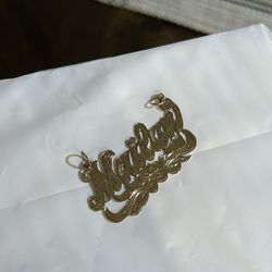 10k Gold Name Charm “Mailyn” 