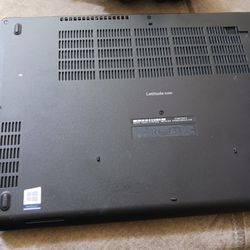 Dell Laptop Latitude 5590