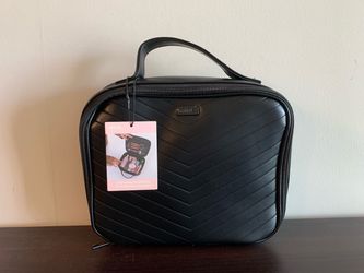 Black Cosmetic/Toiletries Bag (approx 10x8x3.5)