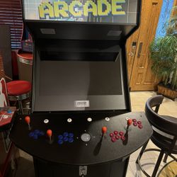 Classic Arcade Machine Full Sized (4player) With Trackball