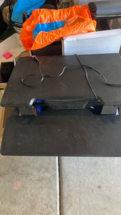 Lift desk