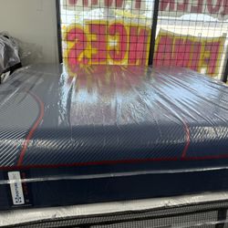 KING SIZE SEALY POSTUREPEDIC ELITE HYBRID MATTRESS & BOX SPRINGS BED SET 