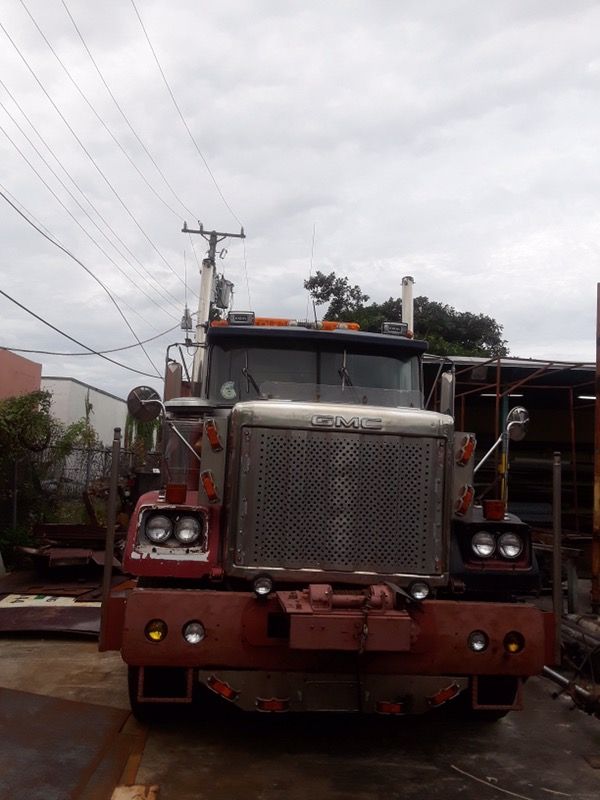 Tow truck wrecker (Grua de Rastas) for Sale in Miami, FL - OfferUp