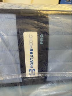 King size Sealy  Posturepedic mattress