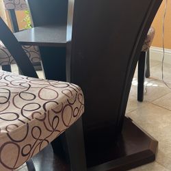 Dining Table, Recliner Leather Sofa And Wooden /glass Coffee Table Set 