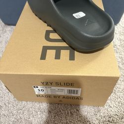 Yeezy Slides 