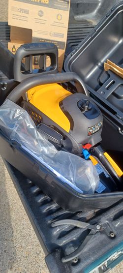 Brand new Poulan Pro 50cc 20 inch chainsaw with case
