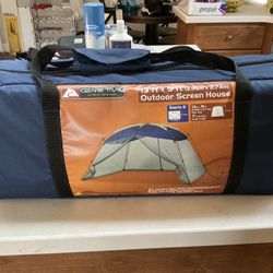 OzarkTrail 13 X 9 Outdoors Screen Room. (new)
