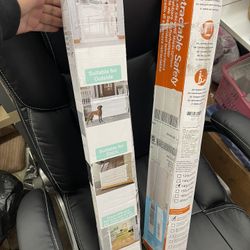 Pets/ Baby Safety Retractable Door