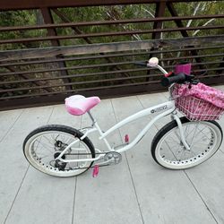 Female Beach Cruiser Bike With Basket And Bell 