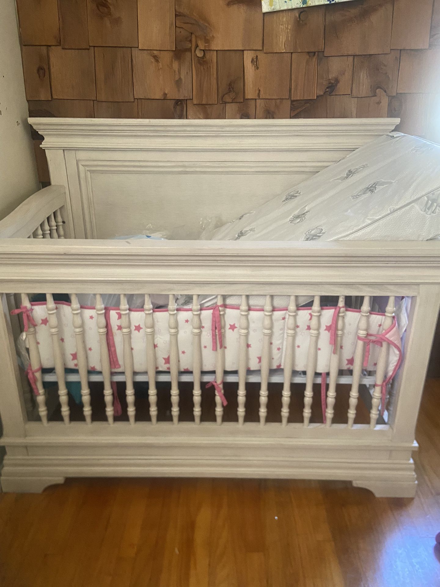 Baby Crib/