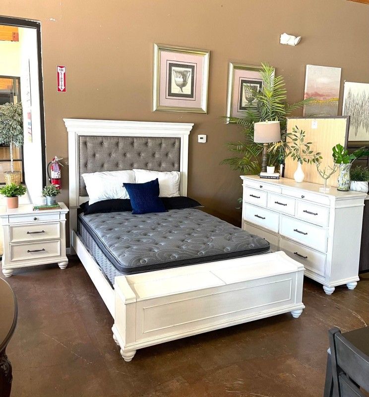 Kanwyn White Queen Upholstered Panel Bed, Dresser, Mirror and Nightstand // 4 Piece Bedroom Set // NEW