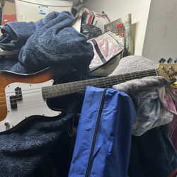 electric base guitar/bag for guitar