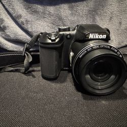 Nikon Coolpix B500