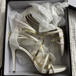 Used Shoes 👠 $25 Pick Up In Kendall 