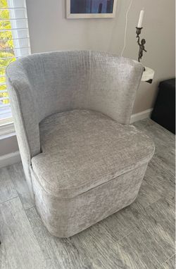 Accent Chair with storage