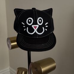 NWOT Cap “Cat” Black 