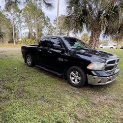 Dodge Ram 1500 HEMI 5.7L