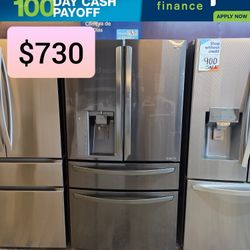 LG Full Size Refrigerator 