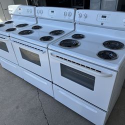 Kenmore coil electric stove 30” (1 month warranty)