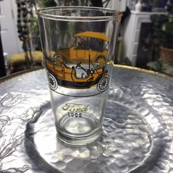 Old Timers Autos glass by Hazel Atlas Ford 1908, Chevrolet 1913 Tumbler 