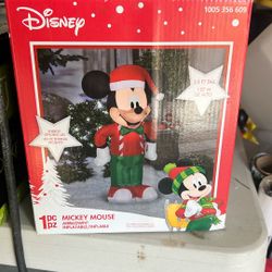 Mickey Mouse Christmas inflatable 3.5ft