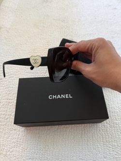 100% Authentic Chanel oversized  square cat-eye black sunglasses with white heart logo accent