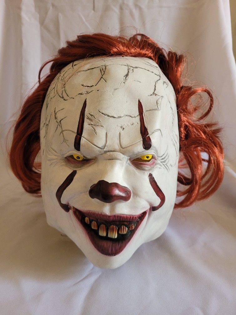 Penny wise Clown Mask