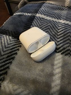 Apple airpods case