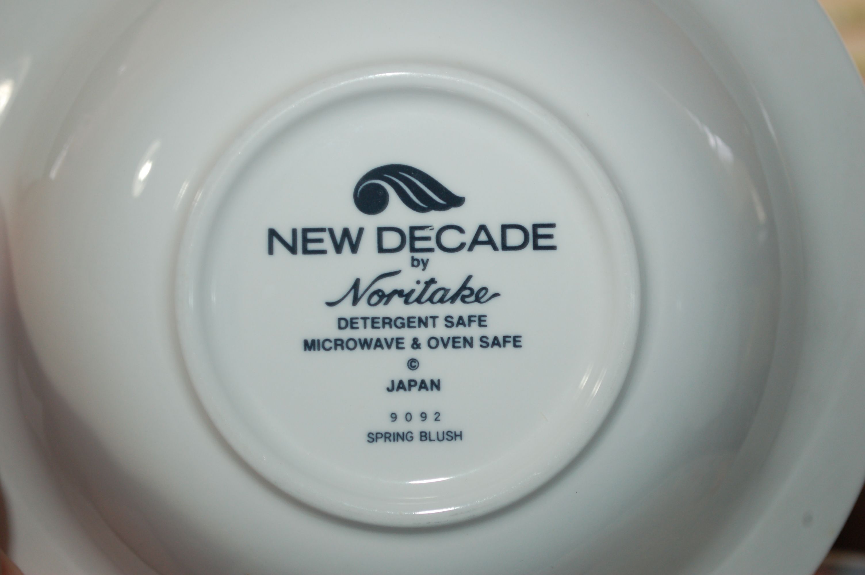 NORITAKE SPRING BLUSH SOUP/CEREAL/BERRY BOWL 7X2 INCHES, 5 GREAT USED CONDITION. HAVE 3 WITH CHIPS YOU CAN HAVE FOR FREE IF YOU WANT?