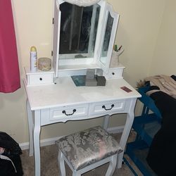 Kids Vanity 