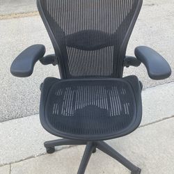 Herman Miller Aeron Office Chair