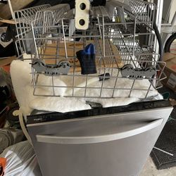 Dishwasher 