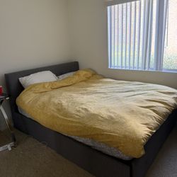 queen bed and mattress 