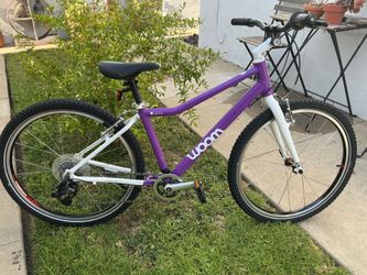 24” Woom 5 ** Excellent Condition **