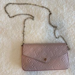 Pink Louis Vuitton Bag With Chain - $600 OBO